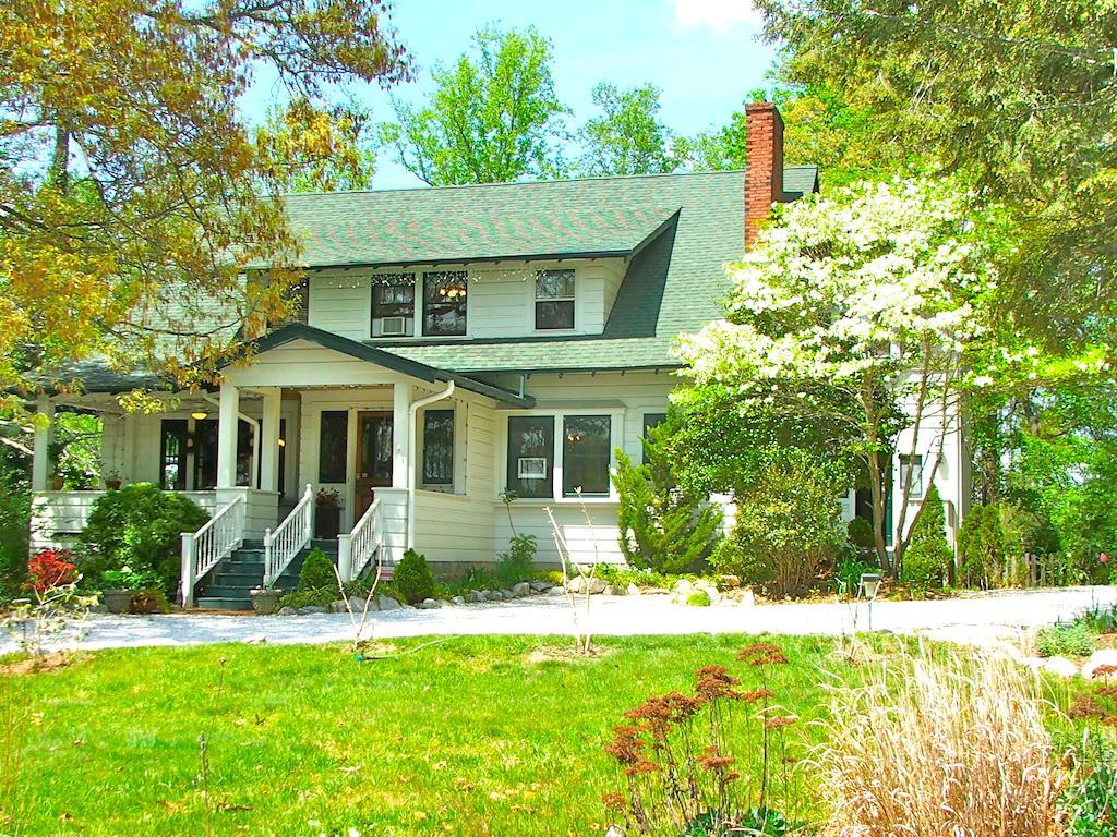 Oakland Cottage Bed And Breakfast Asheville Exterior photo