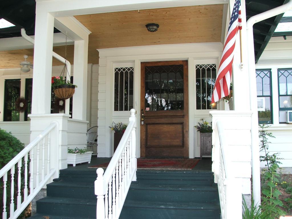 Oakland Cottage Bed And Breakfast Asheville Exterior photo